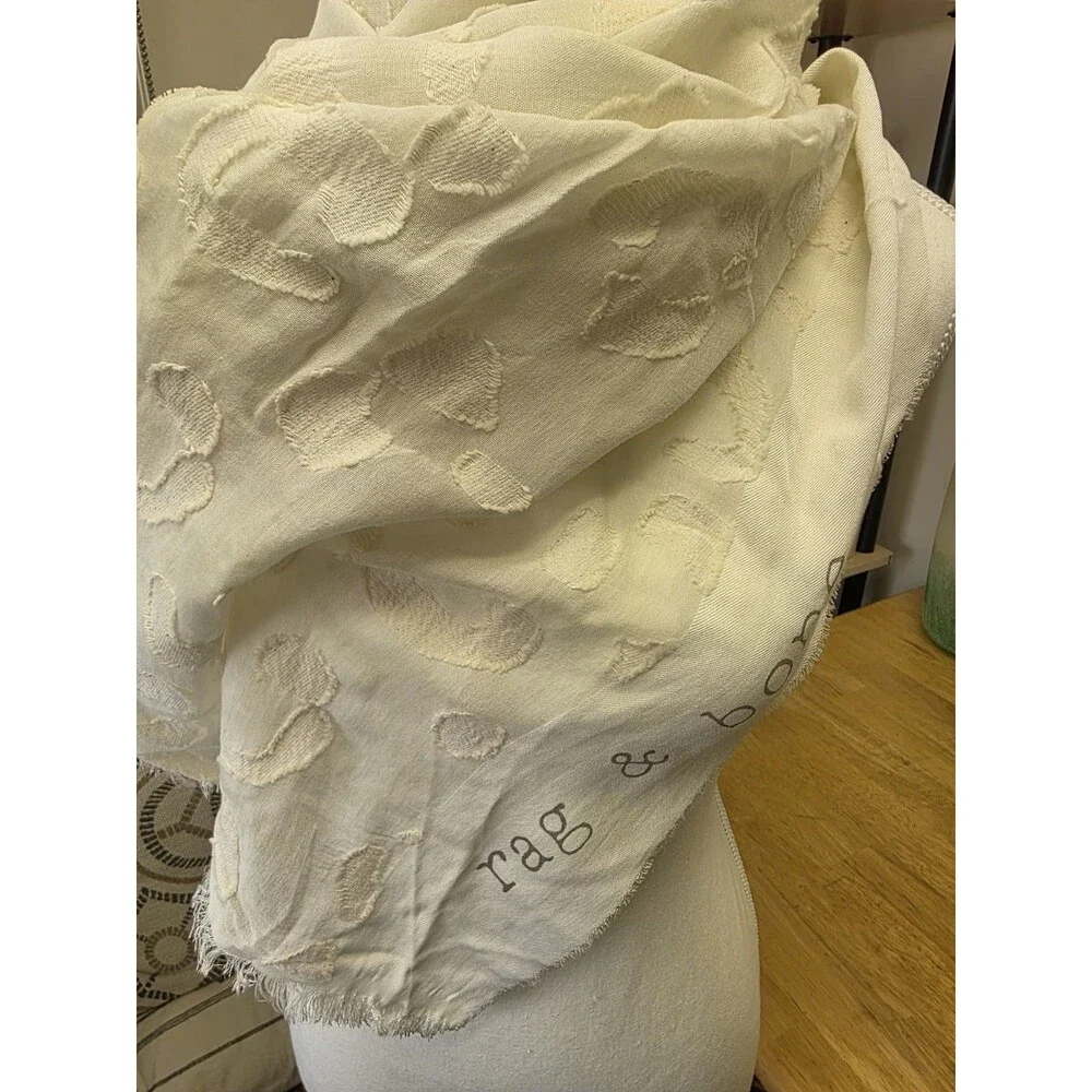 rag & bone Ivory Floral Jacquard Fringe Rectangle Scarf Wrap Made in Italy